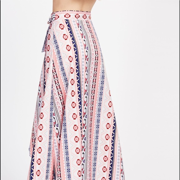 Tribal pattern beach faux wrap skirt - Picture 5 of 5